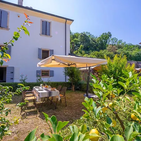 Faccioli Bosso With Shared Pool - Happy شقة *