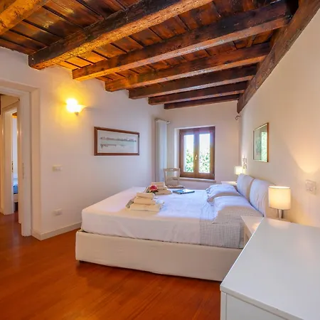 Faccioli Bosso With Shared Pool - Happy *