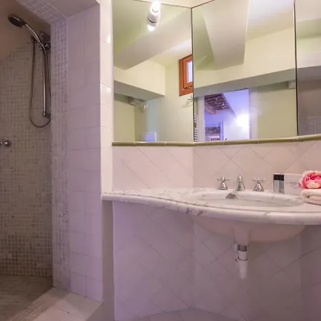 Faccioli Bosso With Shared Pool - Happy * 卡洛诺拉阿克里